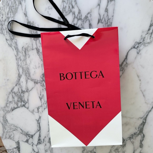 Bottega Veneta Handbags - Bottega Veneta Red White Heart Shopping Bag Boutique Gift Carrier 22"x13.5"x8"